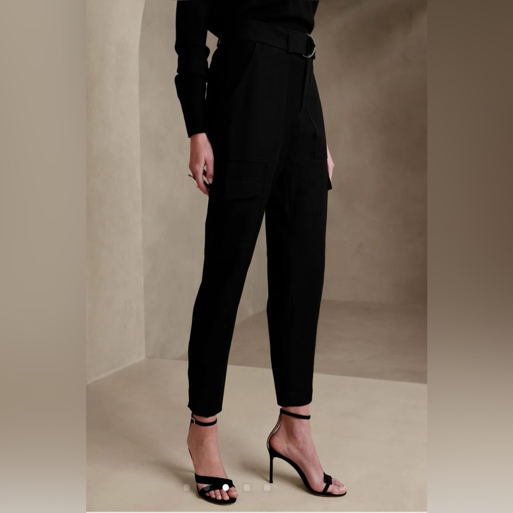 Banana Republic High Rise Belted Cargo Ankle Pants Size 2 Petite